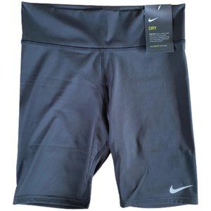 NWT Nike Sportswear Essential Women's High Waist Bike Shorts Black Size UK 4